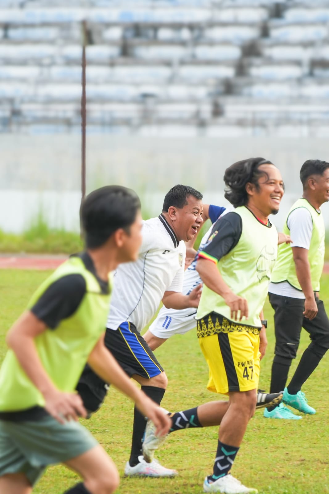 Bupati Kuansing Dorong Optimalisasi Stadion Sport Centre sebagai Ruang Aktivitas dan Konsolidasi OPD
