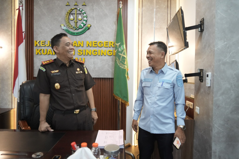 Kejari Kuansing Setor PNBP Rp756 Juta, Lampaui Target Triwulan I 2026