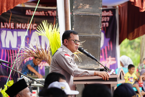 Bupati Galakkan Semangat Gotong Royong Ke Tengah Masyarakat Modern