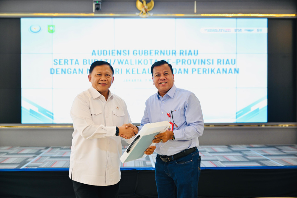 Berburu Anggaran Pusat Untuk Daerah, Bupati Temui Mentri Kelautan dan Perikanan