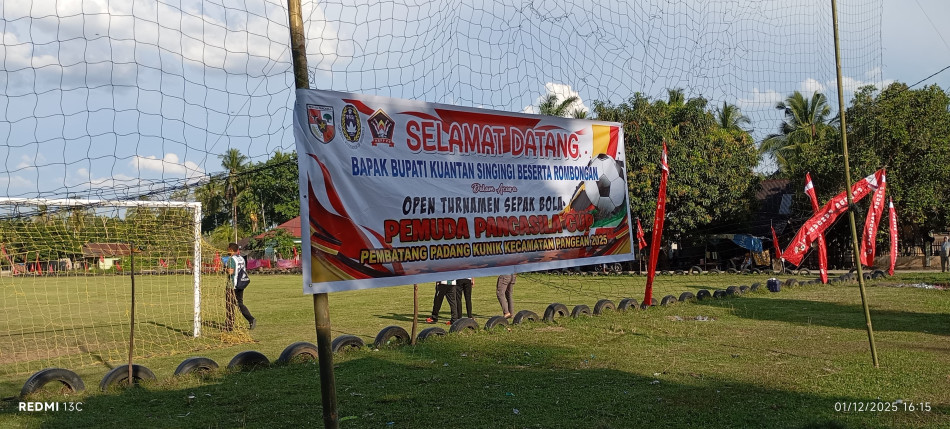 Bupati Resmikan Open Turnamen Sepakbola Pemuda Pancasila : Lahirkan Bintang Muda Berbakat!